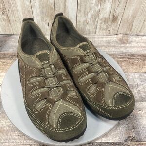 Privo by Clarks Womens Brown Slip On Casual Comfort Walking Shoes Size 8M